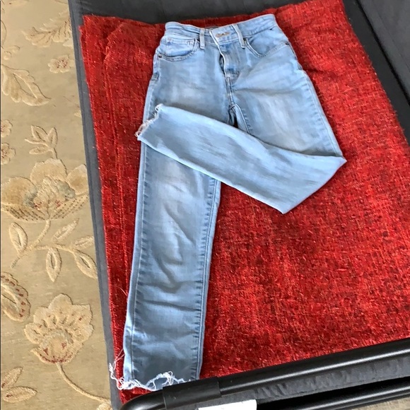 LEVI Jeans - High Rise Skinny - Picture 2 of 8